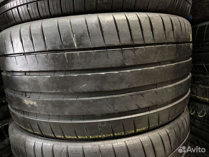 Michelin Pilot Sport 4 S 325/35 R22