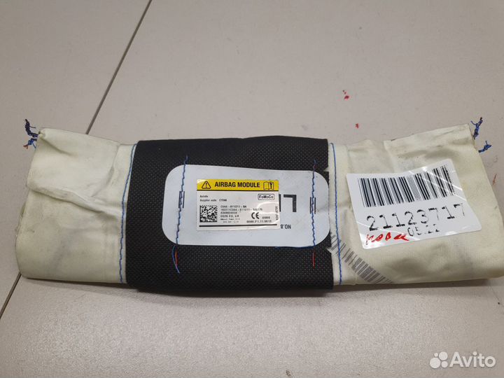 Подушка безопасности боковая левая Ford Kuga 2012