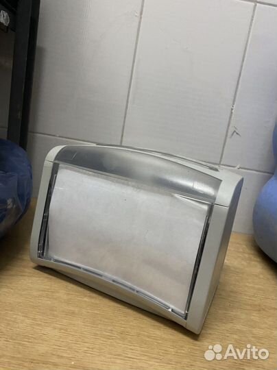 Диспенсер для салфеток «tork»