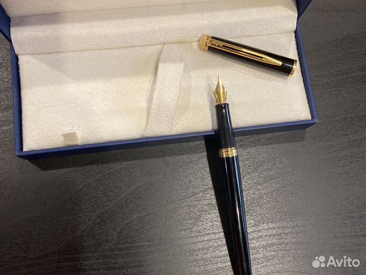 Перьевая ручка waterman