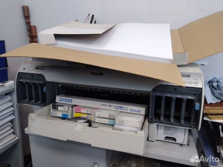 Принтер Epson Stylus pro 4880 (торг уместен)