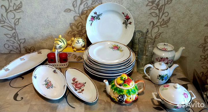 Посуда,Стаканы,чайники много