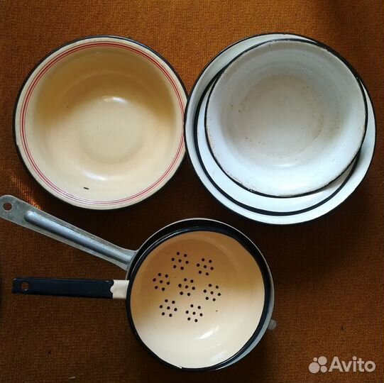 Эмалированные тазы и тазики СССР