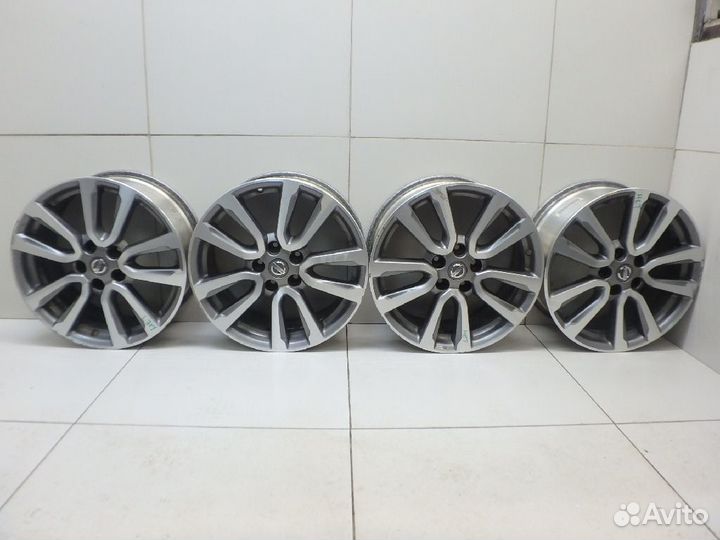 Диски R18 Nissan Pathfinder R52