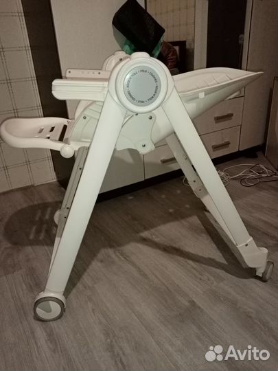 Стульчик для кормления happy baby