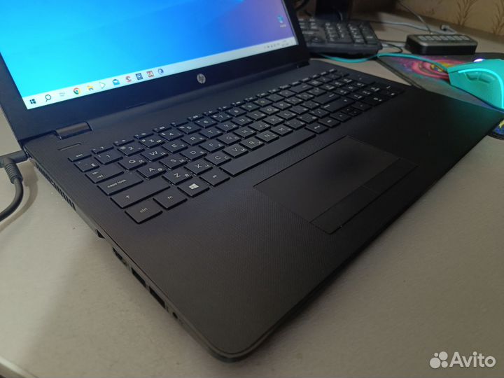 HP: 15.6, A6-9220, R5 m330, 6gb ddr4, ssd500