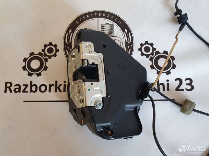 Замок задней левой двери для Mercedes W219 CLS