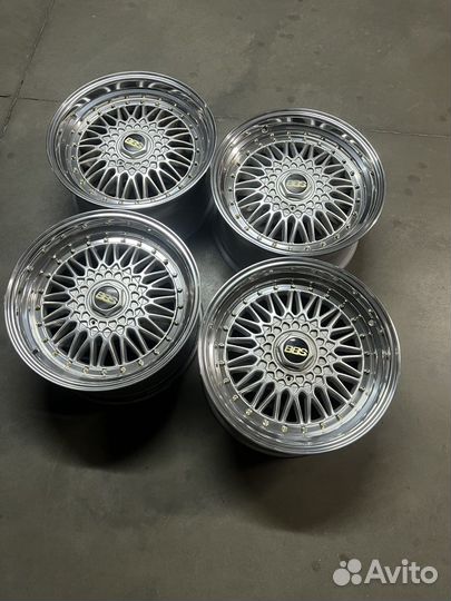 Диски bbs rs r17. 5/120. 5/114.3