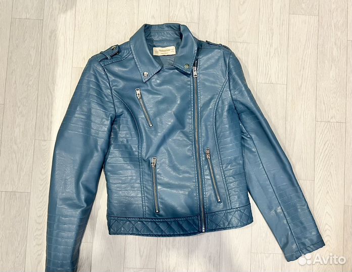 Женская кожая куртка