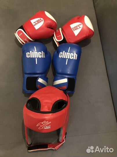 Боксерские перчатки 12 oz & 10 oz