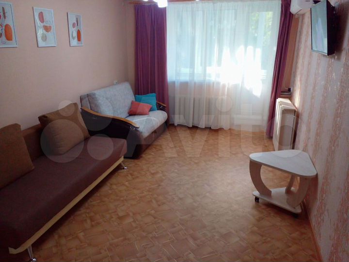 2-к. квартира, 45 м², 4/9 эт.