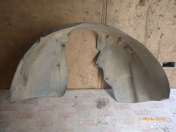 Подкрылок передний левый Ford Focus DBW