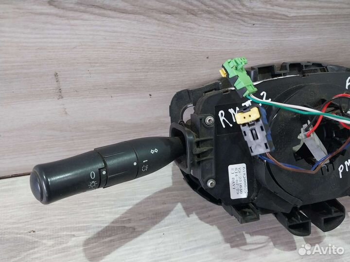 Подрулевой переключатель Renault Megan 2