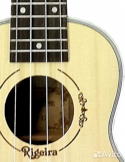 Укулеле сопрано из красного дерева