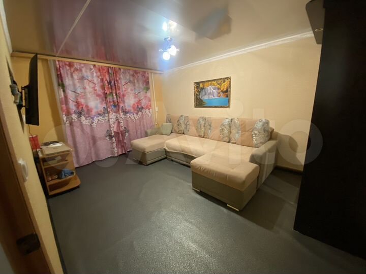 2-к. квартира, 54,4 м², 1/2 эт.