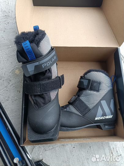 Лыжи беговые детские 170 ботинки 37