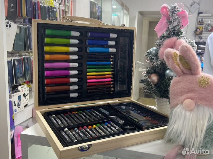 Детский чемодан творчества 68 деталей (новый)