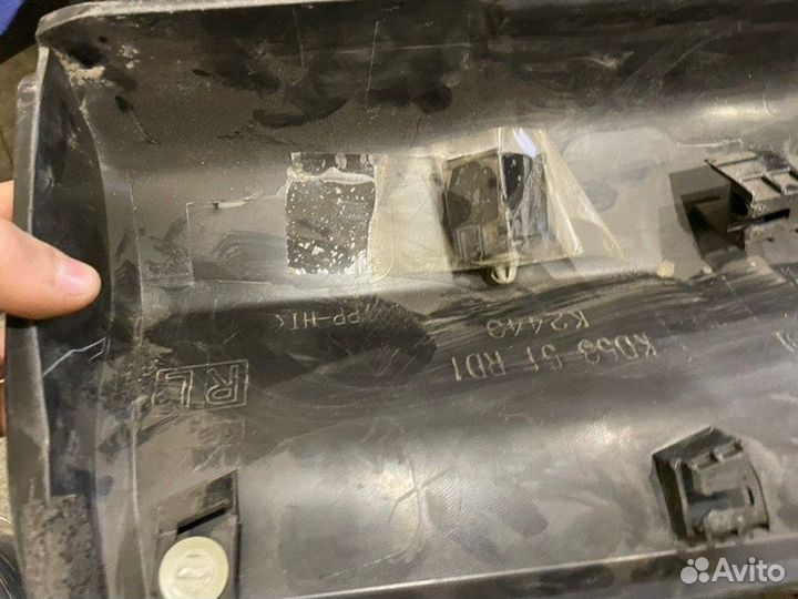 Молдинг двери задний левый Mazda Cx-5