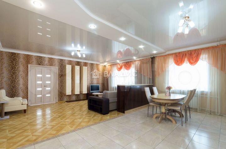 3-к. квартира, 111,5 м², 10/16 эт.