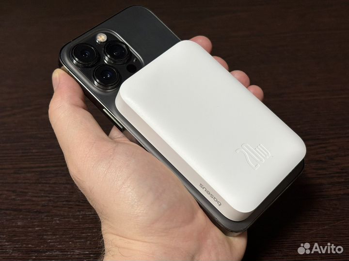 Повербанк с MagSafe оригинал