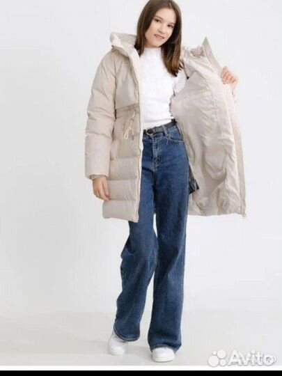 Пуховик зимний для девочки 146, 152 новый