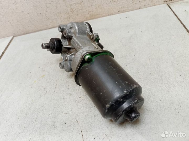 Моторчик стеклоочистителя передний