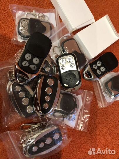 Пульт для электрических ворот-шлагбаумов