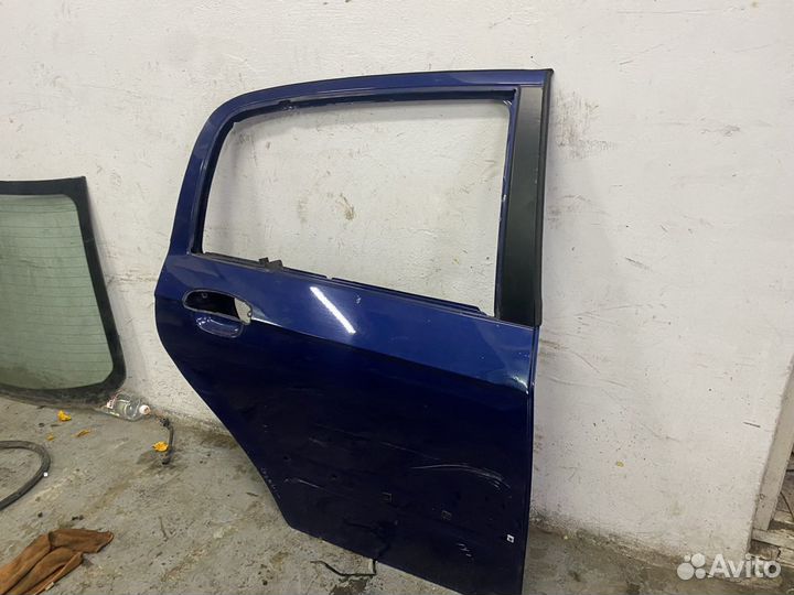 Дверь задняя правая Хендай Гетц