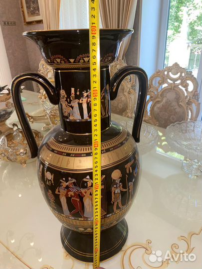 Ваза интерьерная