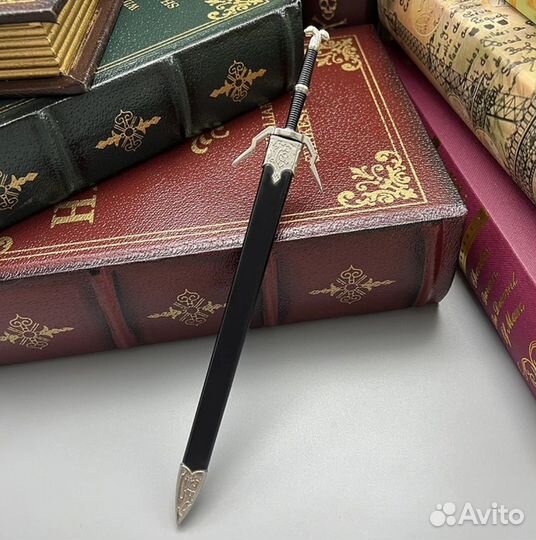 Меч из игры Ведьмак 3