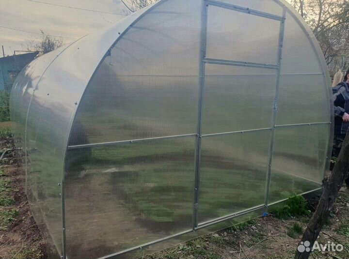 Теплица из поликарбоната