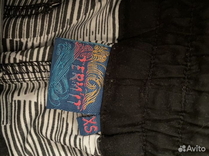 Шорты спортивные женские