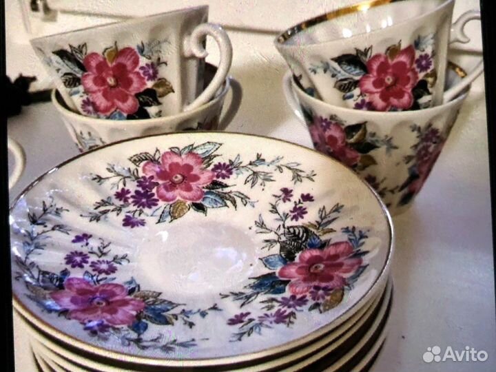 Чайный сервиз 6 чашек и блюдца