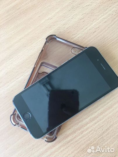 Телефон iPhone 6s