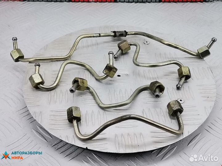 Трубка топливная Renault Megane 2 2006 8200734020