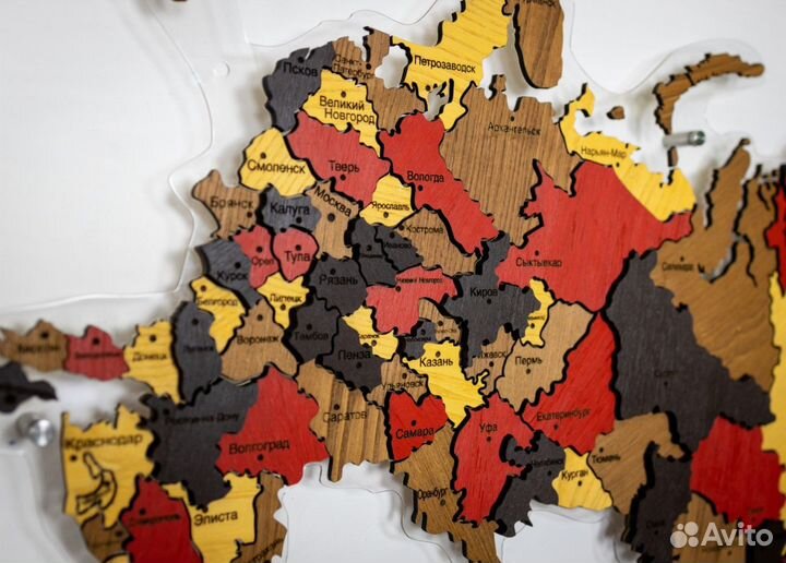 Деревянные карты мира
