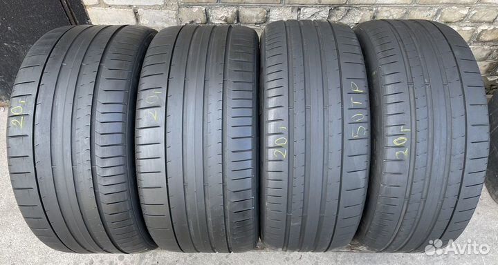 Pirelli P Zero 275/45 R21 и 315/40 R21