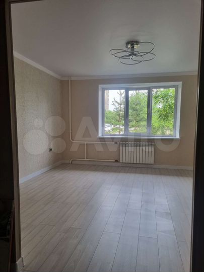 4-к. квартира, 79 м², 1/9 эт.