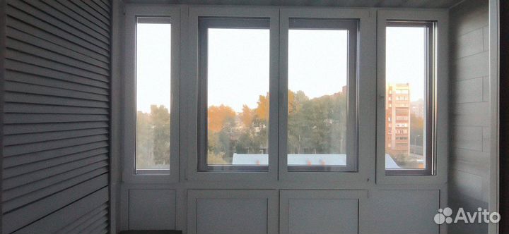 Остекление балкона теплое