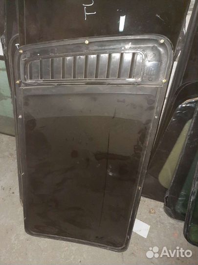 Стекло заднее правое короткая база транспортер т4