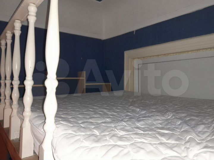 Комната 15 м² в 3-к., 4/4 эт.