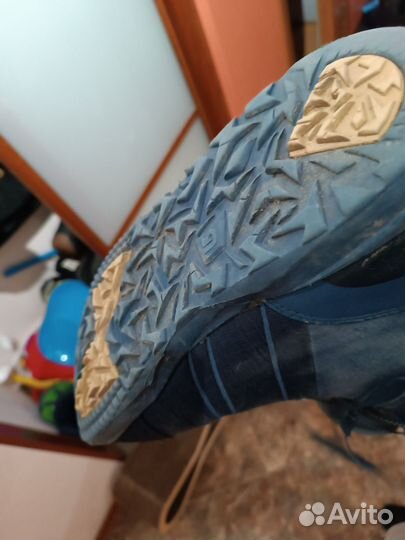 Ботинки для сноуборда burton