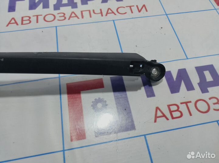 Поводок стеклоочистителя задний Skoda Rapid (NH3)