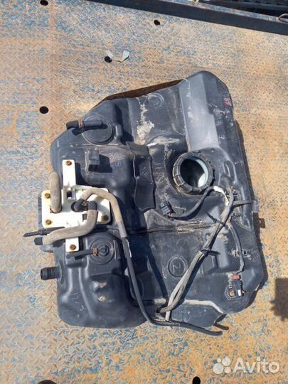 Топливный бак Mitsubishi Galant 4A3A 4G64 2002