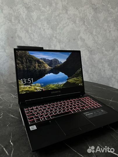 Ноутбук gigabyte g5