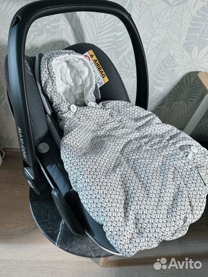 Автолюлька Maxi cosi pebble