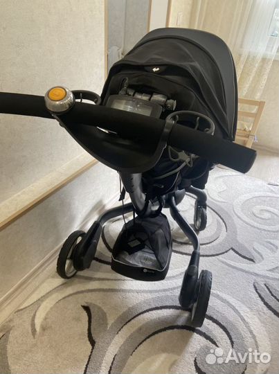 Коляска Moms 4