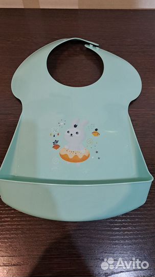 Нагрудник силиконовый