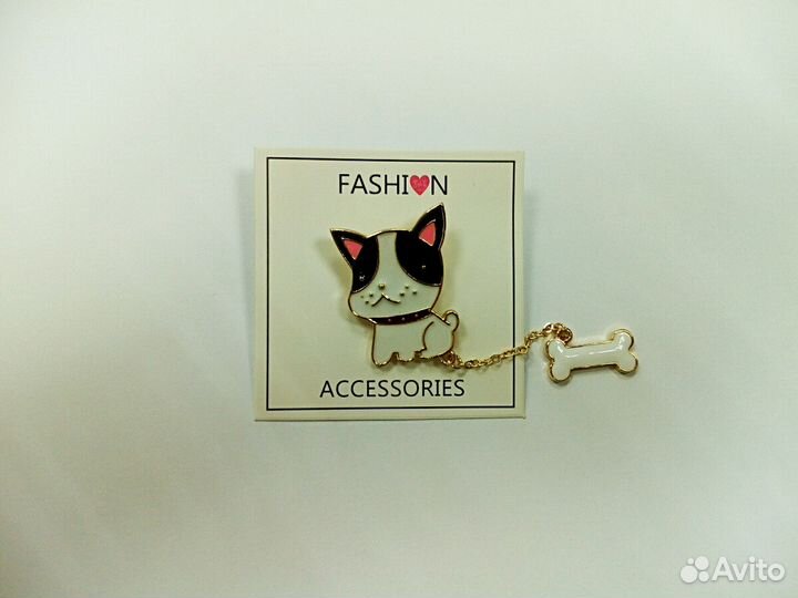 Брошь собака