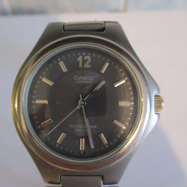 Часы мужские Casio Lineage 1330 Titanium